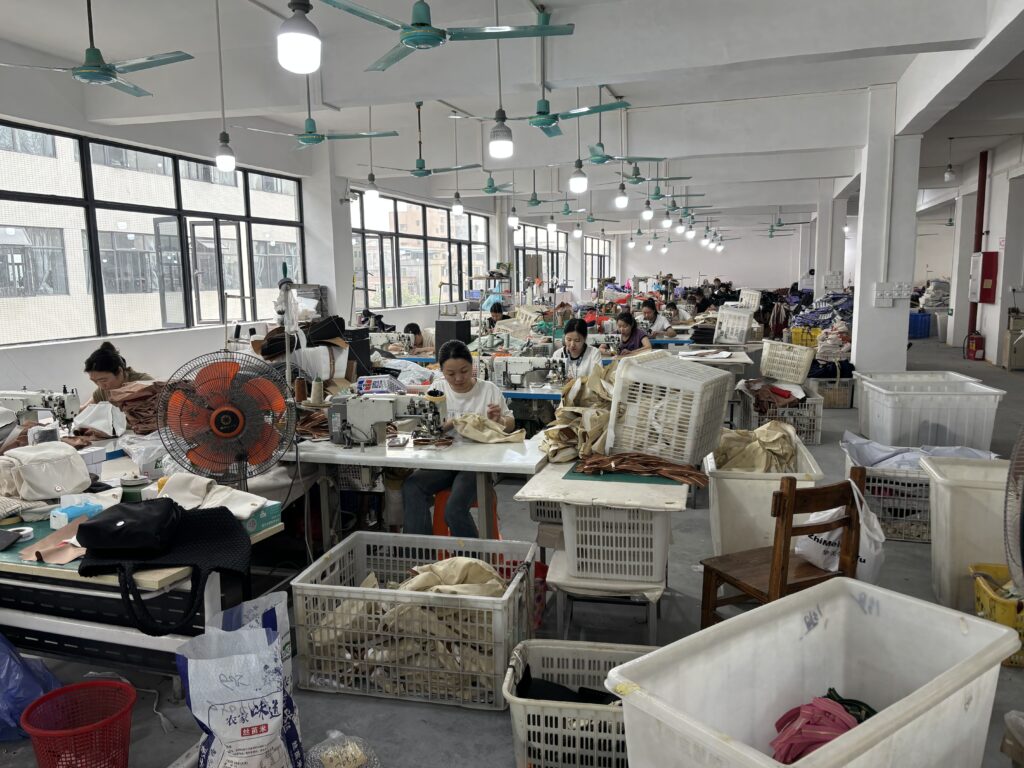 Lady Handbag Factory Photo