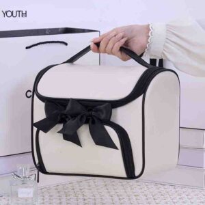 This is a microside view photo for a make up bag organizer style#y0181