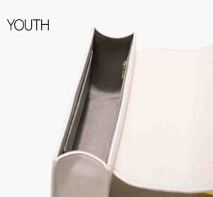 This is a open view photo for a cute corssbody bag style#yt0071