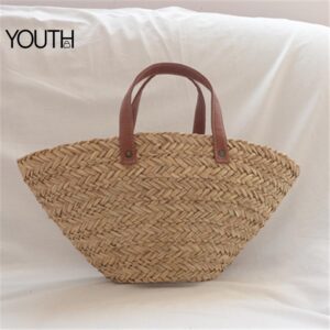 This is a positive view photo for a tote straw bags style#yt0110