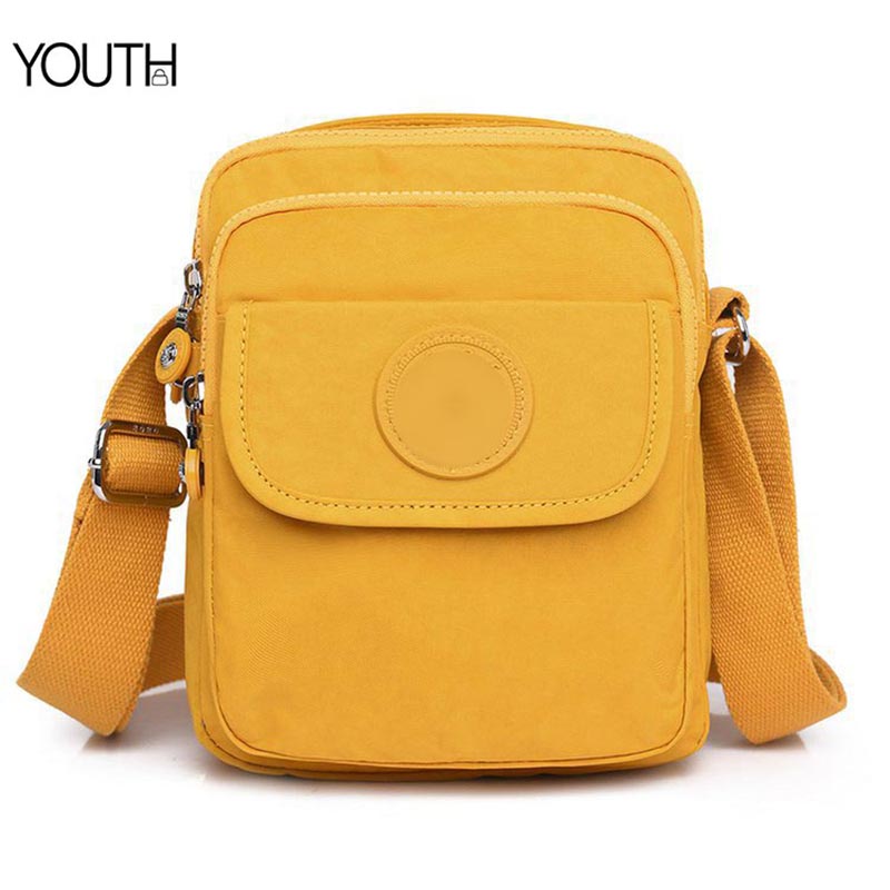 This is a main photo for a men's crossbody bag style#yt0115