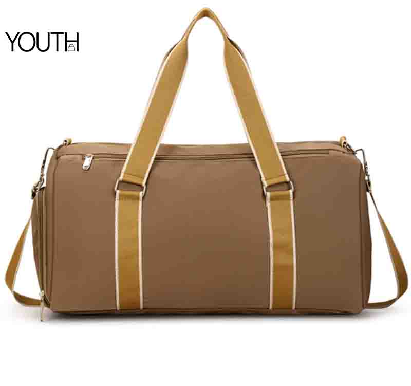 This is a main photo for a travel duffel bags for women style#yt0156