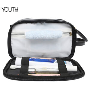 This is a positive open view photo for a Large toiletry bag for man style#yt0203